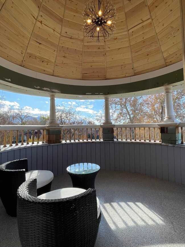 Photo - 1007 E 1st Ave