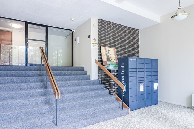 Photo - 40 Owen St Unit APT E12