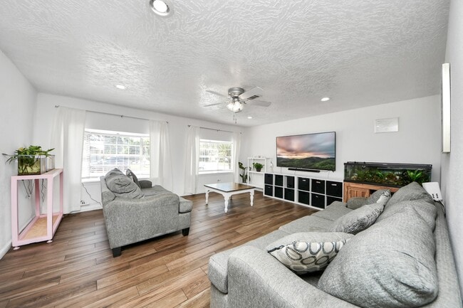 Photo - 7414 Battlewood Dr