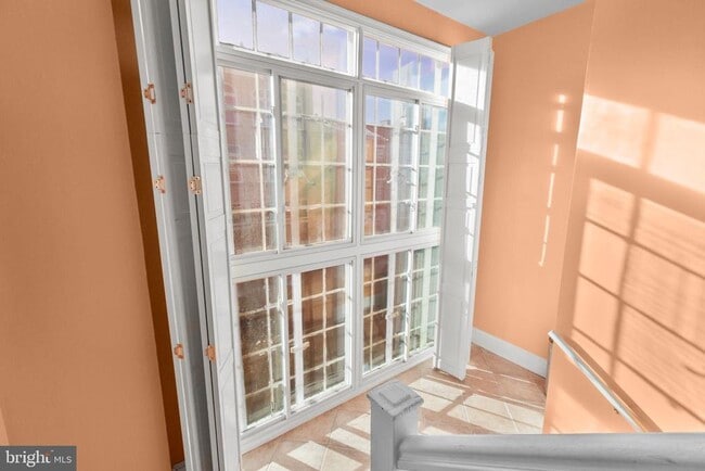 Photo - 809 Caroline St Unit 301