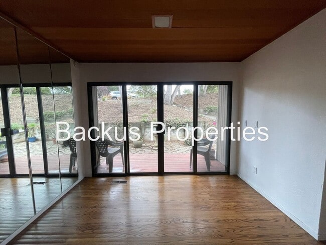 Photo - 14685 Charter Oak Blvd
