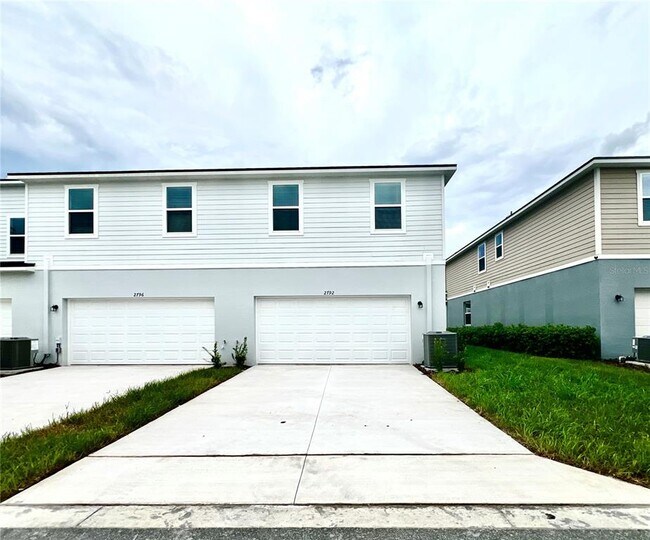 2792 Camellia Flower St