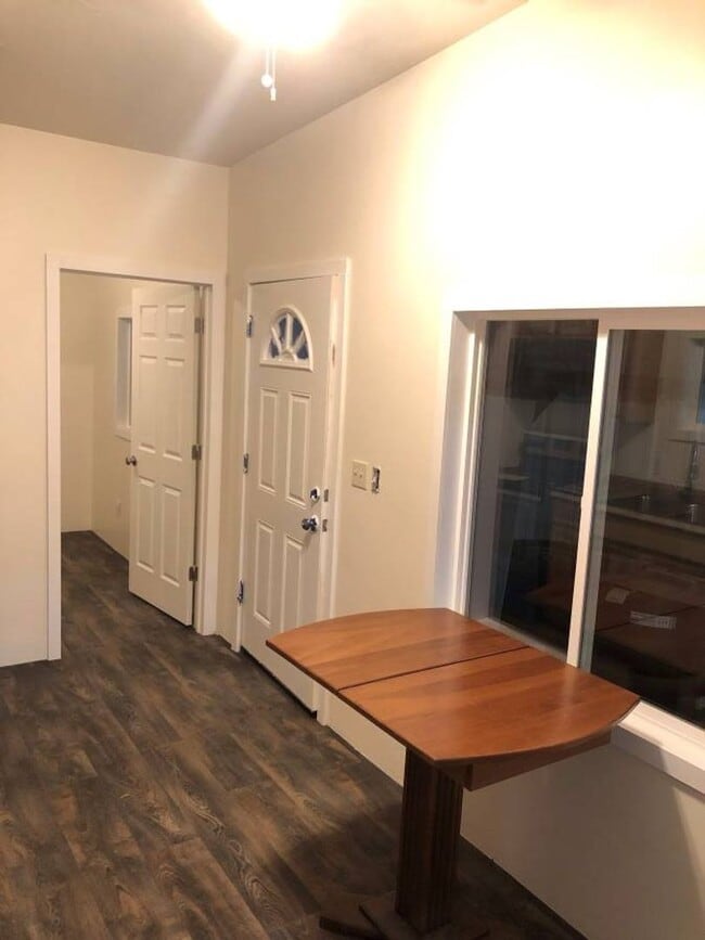 Building Photo - Fruitland MHP LLC Unit RV1