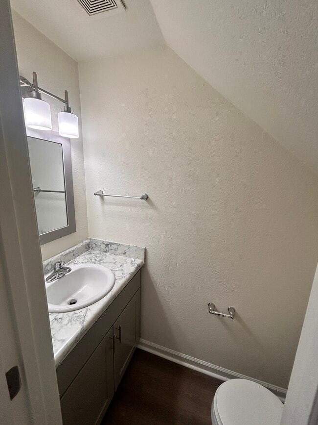 Photo - 1141 Fords Pointe Cir