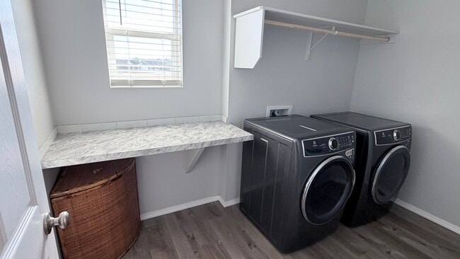 Photo - 12727 Towhee St