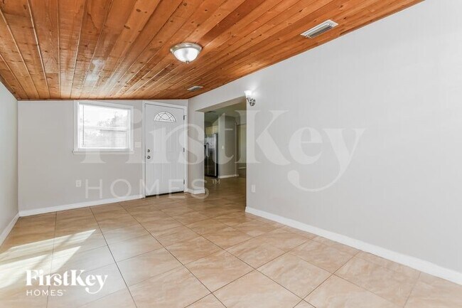 Photo - 3006 Bart St