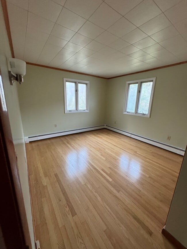 Photo - Upgraded 3 Bedroom Home with Garage and Ba...