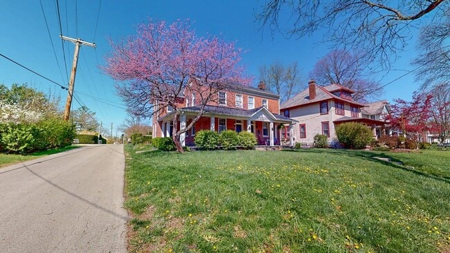 Photo - 221 Front St