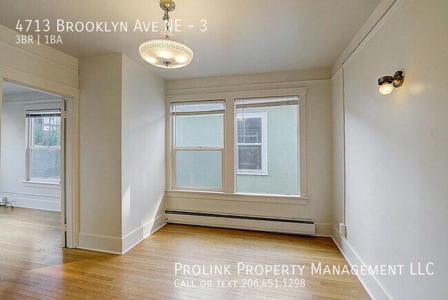 Photo - 4713 Brooklyn Ave NE Unit 3