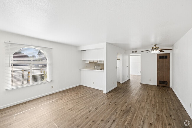 1BR, 1BA - 550SF - Living Room- Dining Room - Summerfield Apartments