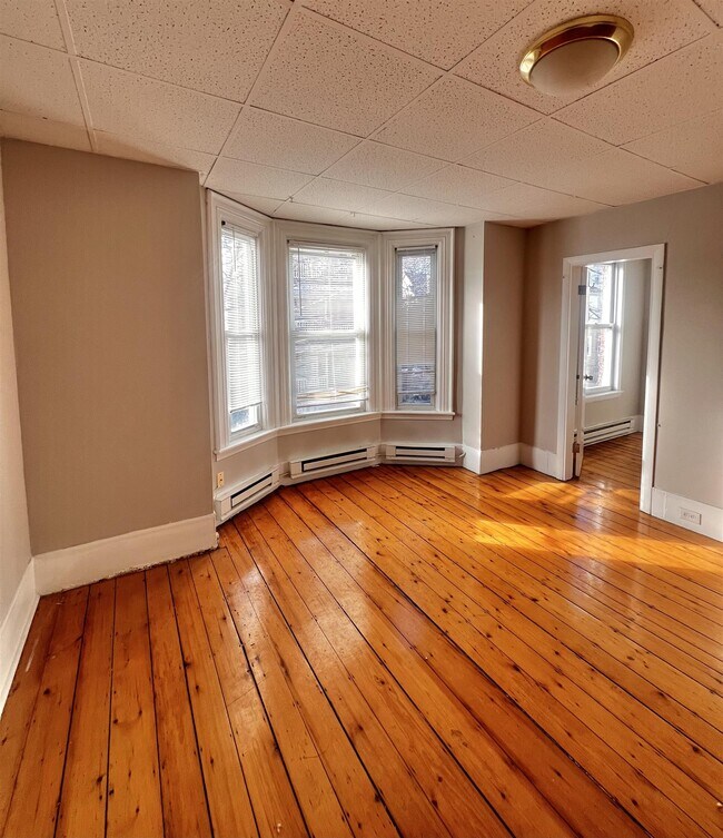 Photo - 9 School St Unit 2