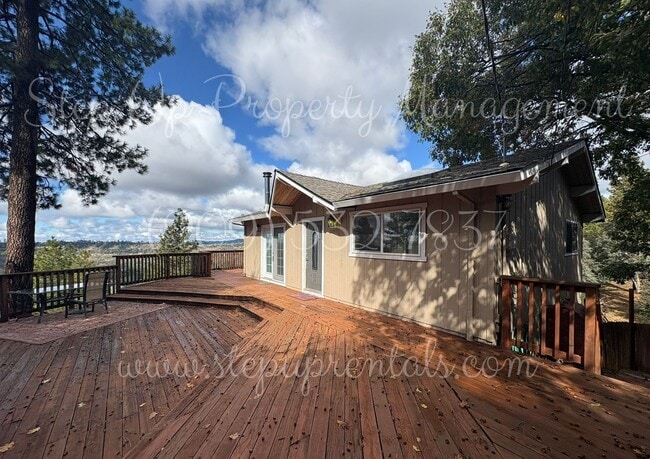 Building Photo - Delightful 3 Bed 2 Bath Home With Epic Mou...