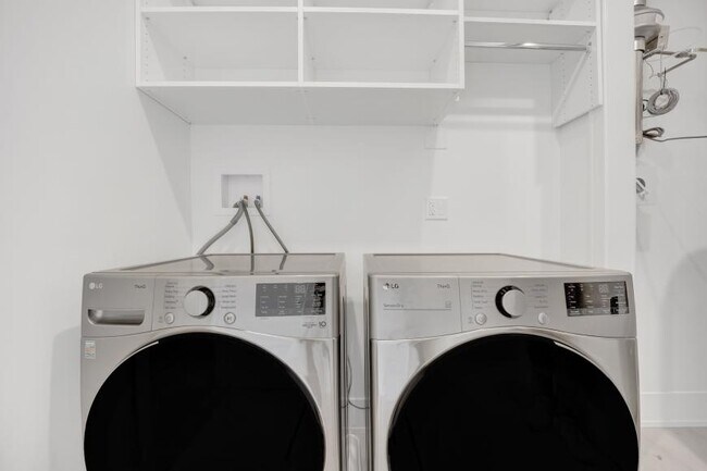 Photo - 3 bedroom in Chicago IL 60625 Unit 3W