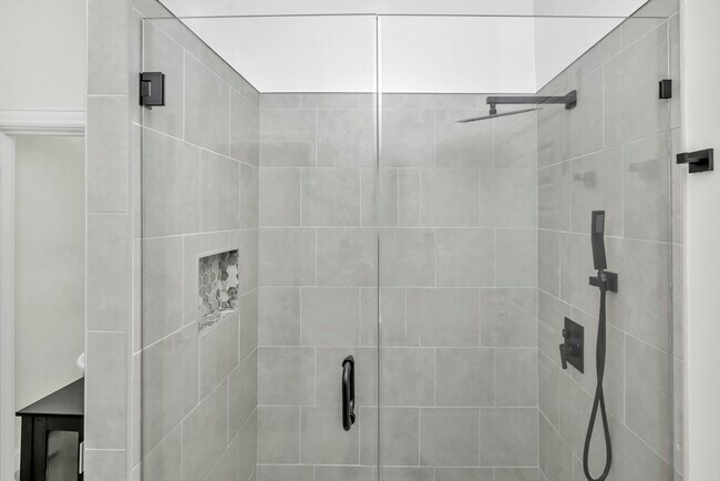 Photo - 7 Shawmut Ter Unit #1