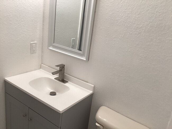 Photo - 2736 SE 15th Rd