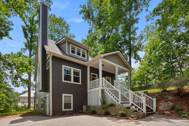 Photo - Beautiful Beaverdam Home