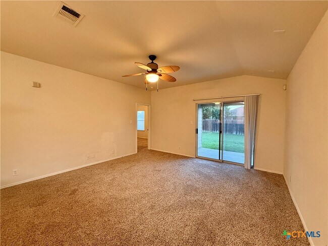 Photo - 3235 Blue Jay Dr