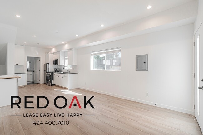 Photo - 7632 Morella Ave Unidad 3