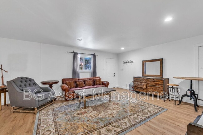 Photo - 981 Castle Rock Rd Unit In-Law