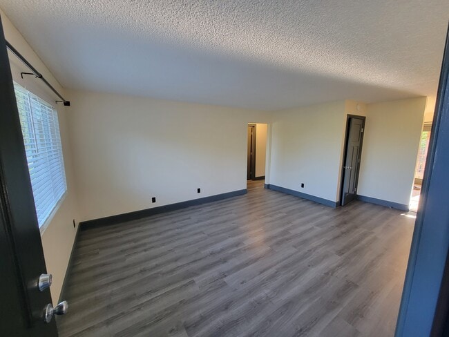 Photo - 1343 NW Drake Way Unit Lower