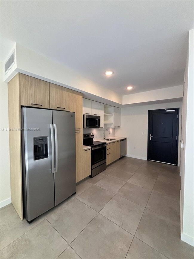 Photo - 16395 Biscayne Blvd Apartamento Unidad 711