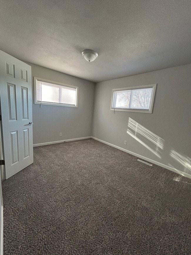 Photo - 313 Steven Dr