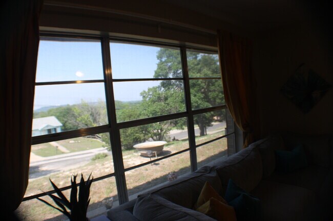 Photo - 1307 Sherry Ln Unit B
