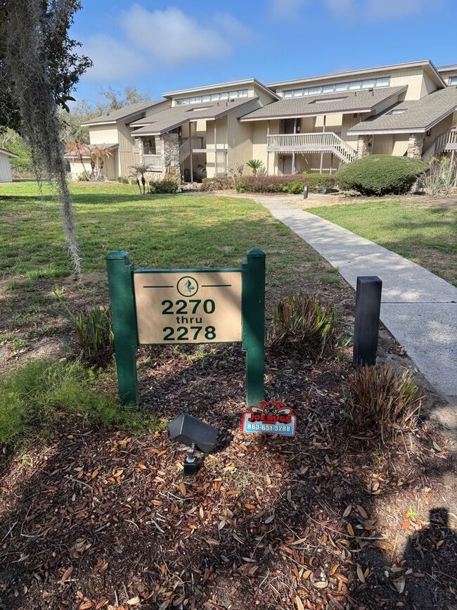 Building Photo - Beautiful 1-bedroom, 1-bath condo located in the Grenelefe community!