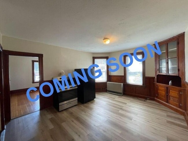 Building Photo - 68 Laval St Unit #1 Rental