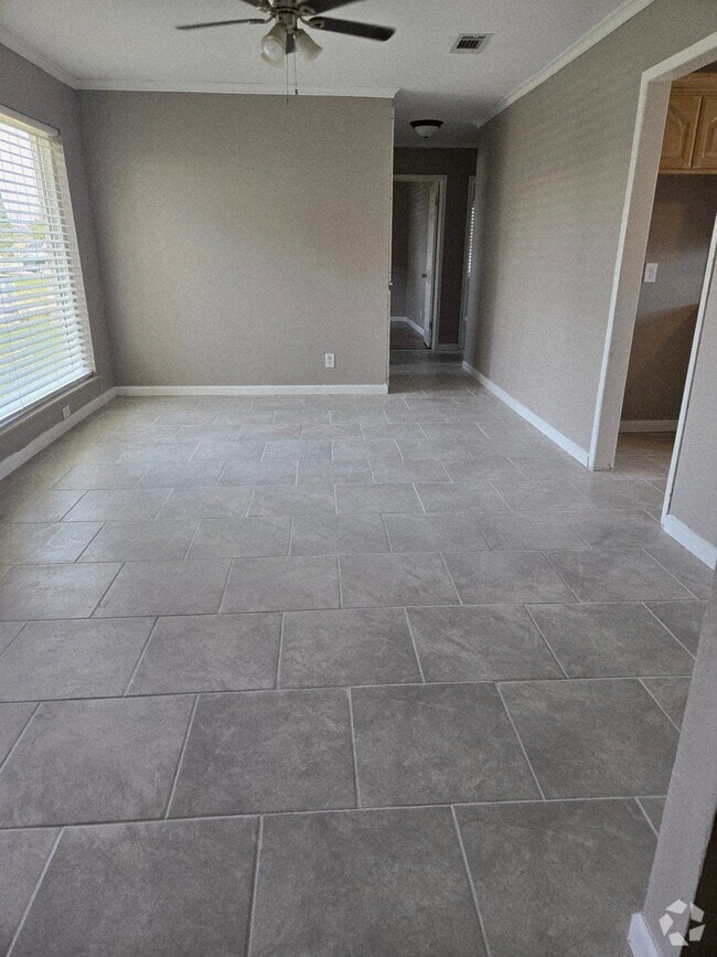 Building Photo - 4309 Brookdale Dr Rental