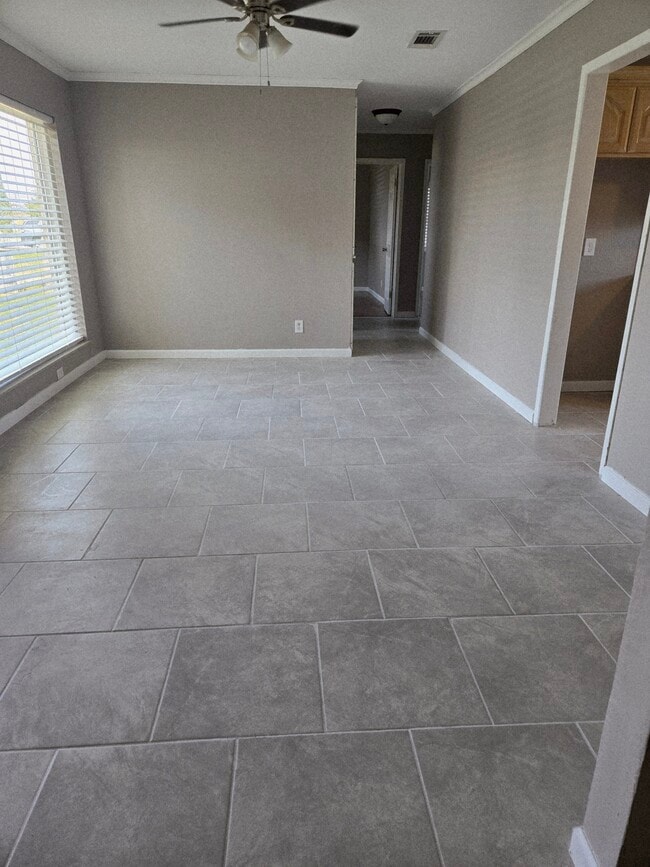 Photo - 4309 Brookdale Dr House