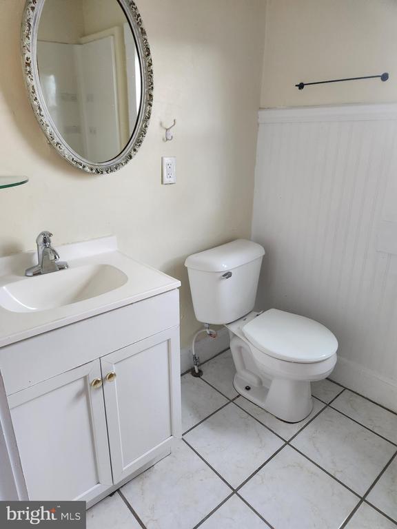 Photo - 122 Spring St Unit APT B