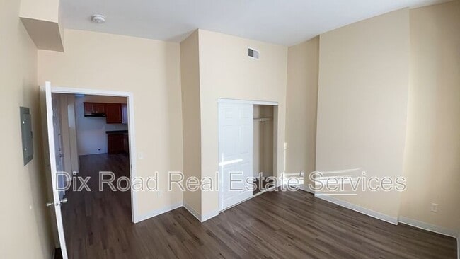 Photo - 4200 Colerain Ave