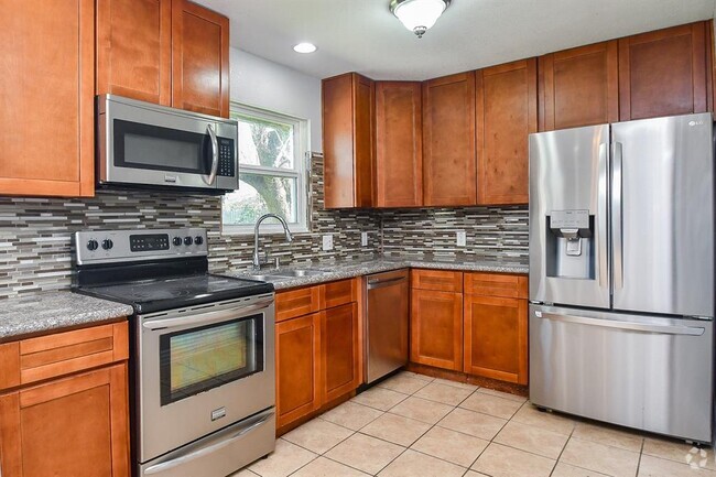 Building Photo - 455 Glenburnie Dr Rental