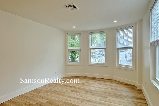 Photo - 265 Waterman St Condo Unit 1