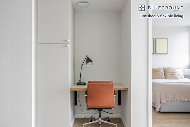 Photo - 200 Mesnager St Unidad SI FL4-ID1246