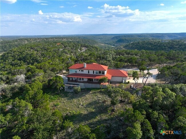 Photo - 2000 Village Oak