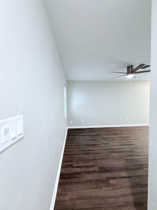 Photo - 2311 Old St Augustine Rd Unit Apt D