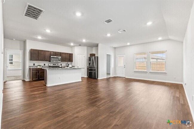 Building Photo - 132 Ragnar Dr Rental