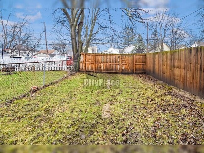 Photo - 119 N Grant Ave