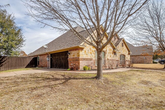Photo - Beautiful 3 bed, 2 Bath Home in the Prestine Willow Park Village- Pool- Aledo ISD- 76008