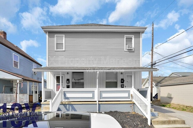 Building Photo - 1805 S 6th St Unit 1/2