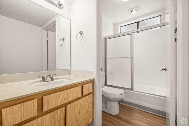 1BR, 1BA - Bathroom