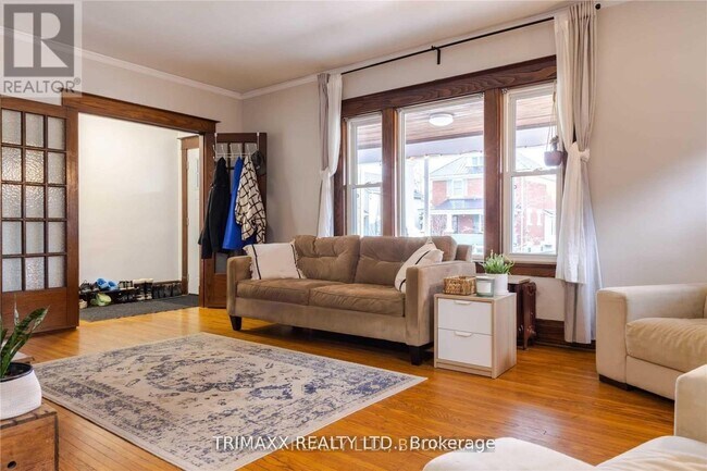 Photo - 43 Dacotah St