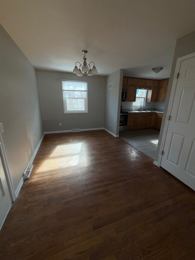 Photo - 732 E Culton St