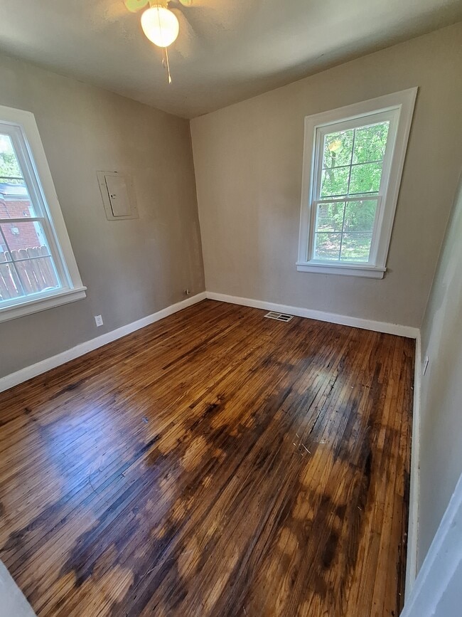 Photo - 1513 Aletha Dr