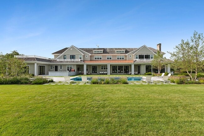 Photo - 127 Greenleaf Ln