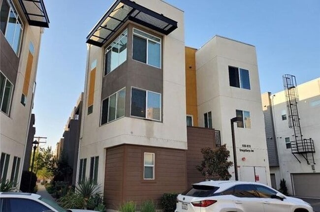 Building Photo - 8166 Orangethorpe Ave