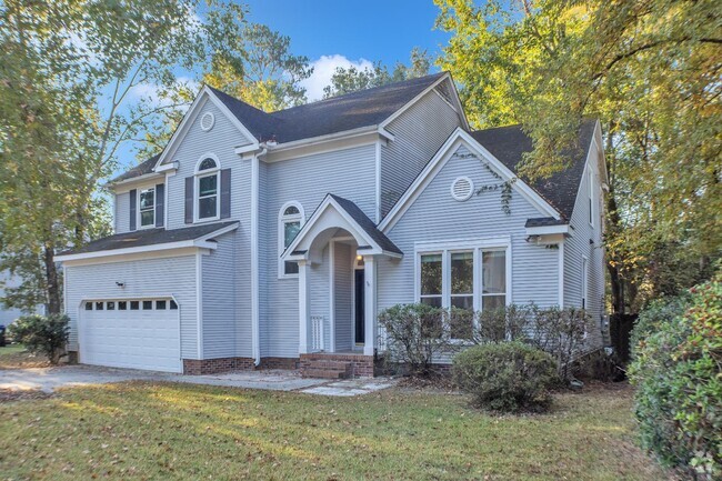 Building Photo - 207 Essex Dr Rental
