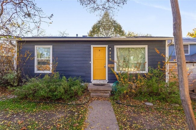 Photo - 713 E 45th St